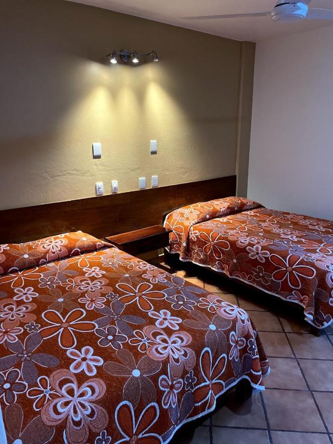 Hotel Bugambilias Oaxaca ภายนอก รูปภาพ