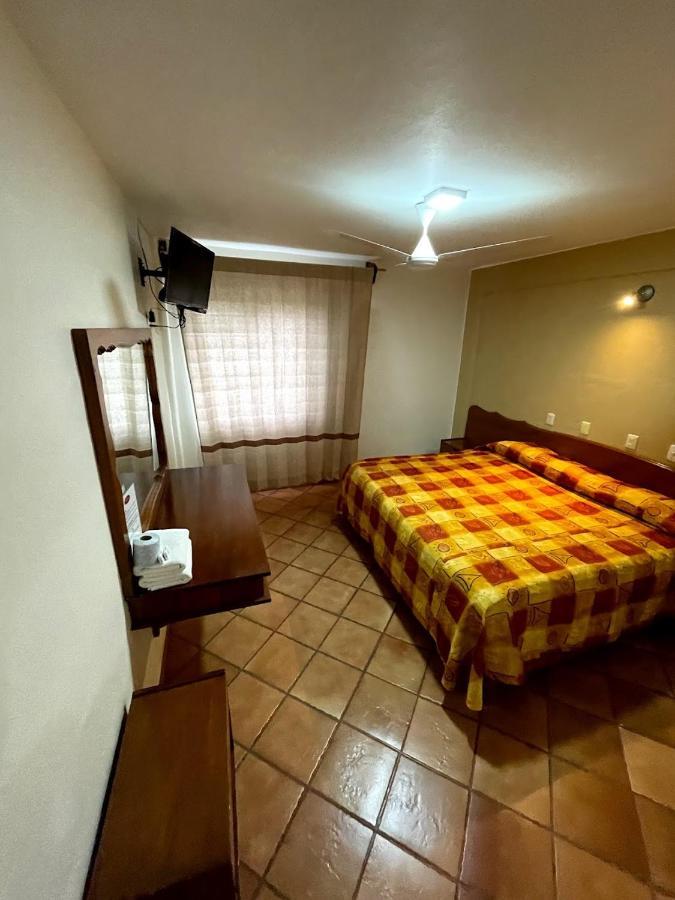 Hotel Bugambilias Oaxaca ภายนอก รูปภาพ
