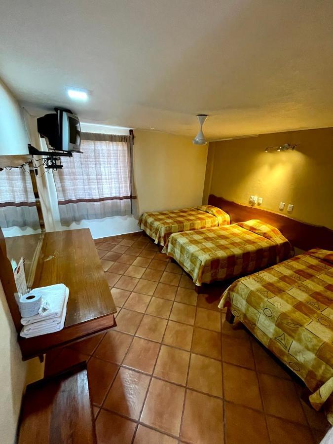 Hotel Bugambilias Oaxaca ภายนอก รูปภาพ